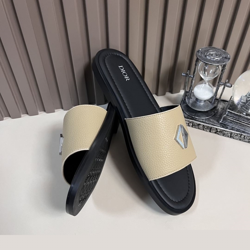 ch**an D*or slippers